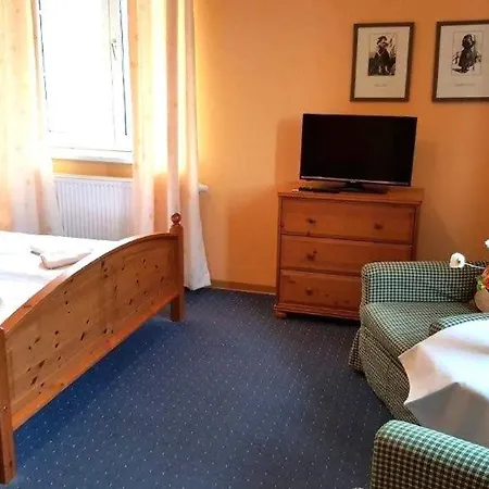 Am Holzgraben לובנאו